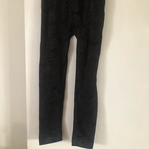 Women’s black fleece leggings